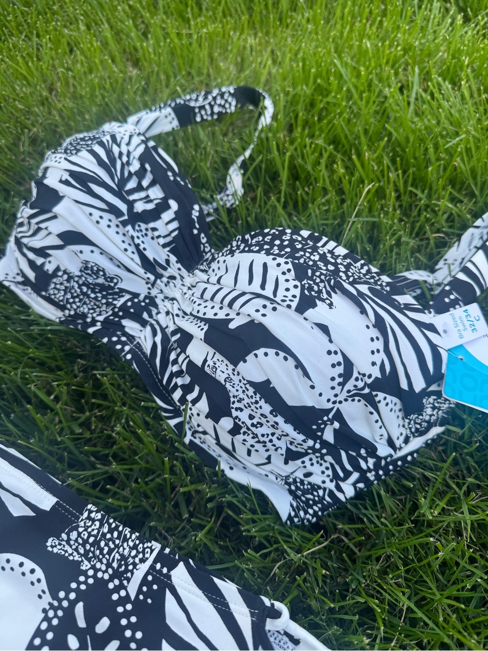 Coco Reef Black & White Tropical Print Bikini Set - Picture 3 of 7